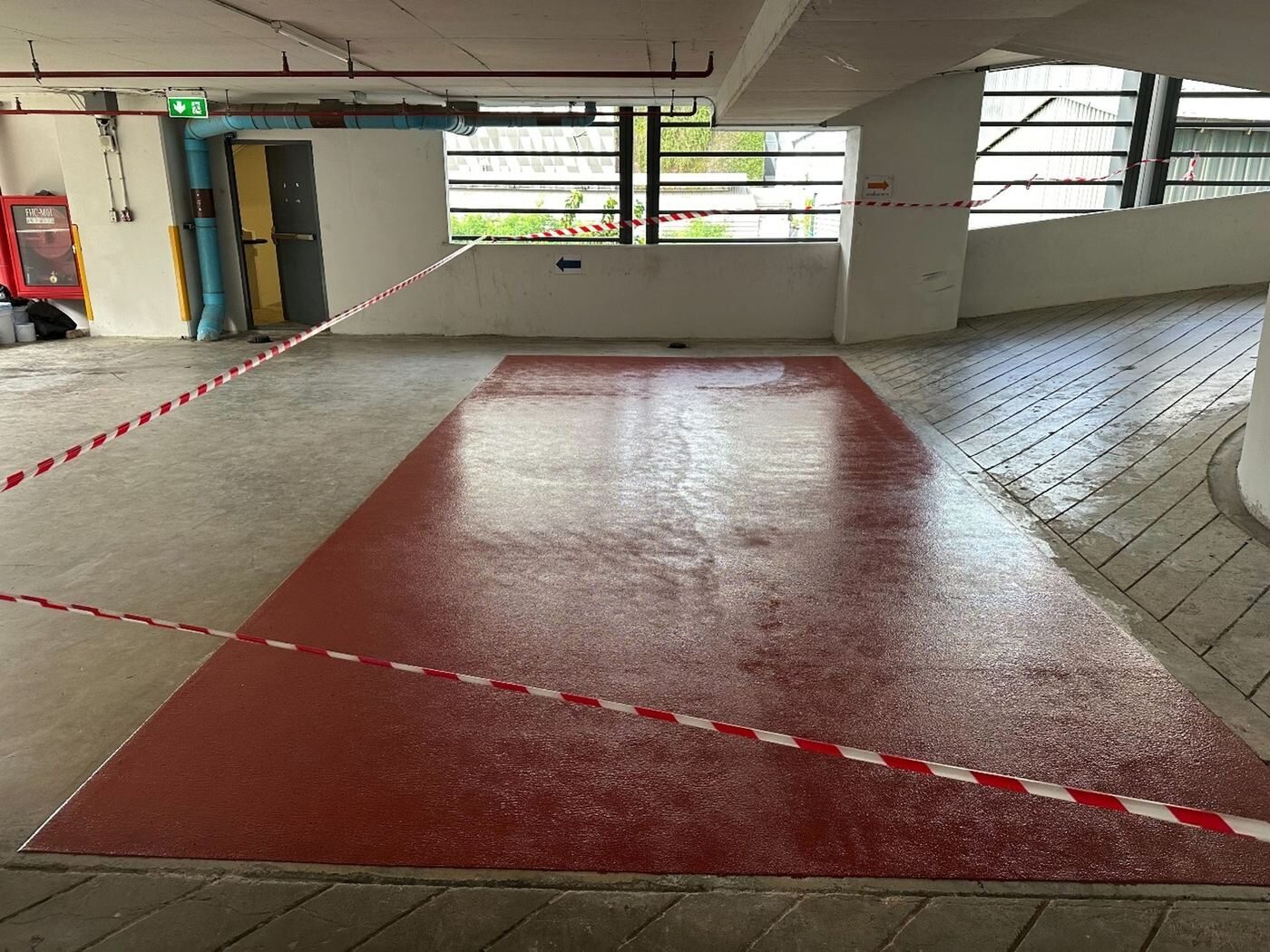 Completed non-slip pavement surface